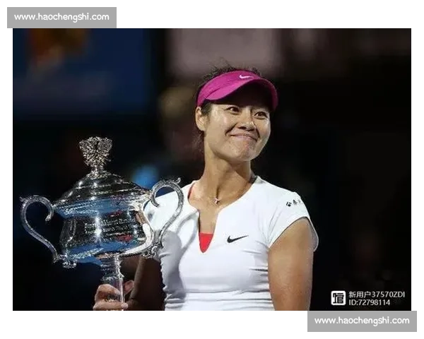 从巅峰到经典回看李娜赛场比赛视频中的力量与智慧精神风采与时代印记